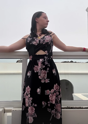 Petite étudiante parisienne pour casting - Photo 1
